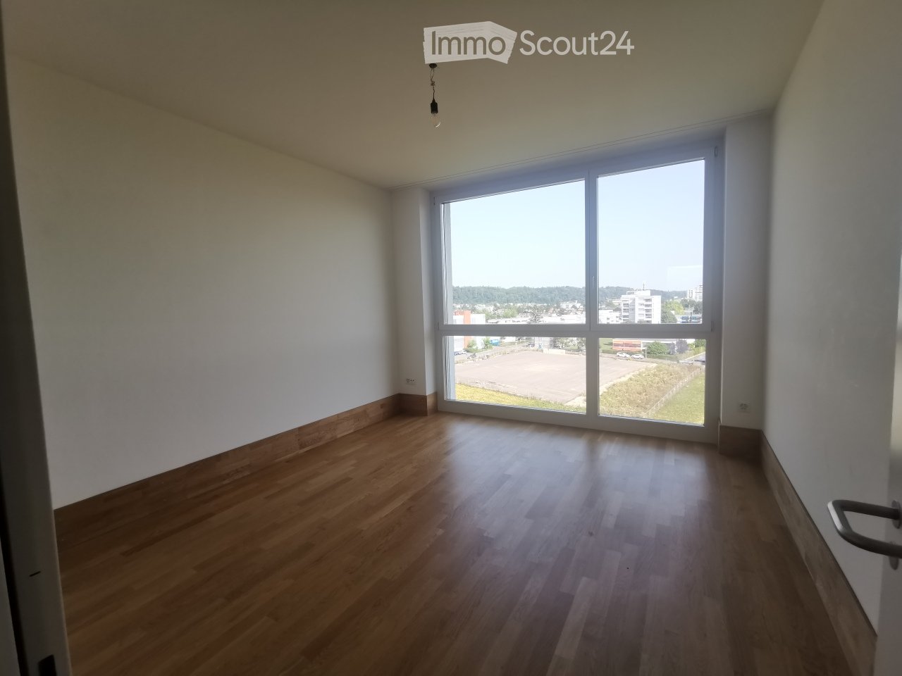TRAUMAUSSICHT & BARRIEREFREI: Moderne 3.5-Zimmer-Neubauwohnung in Reinach BL - Bild 7