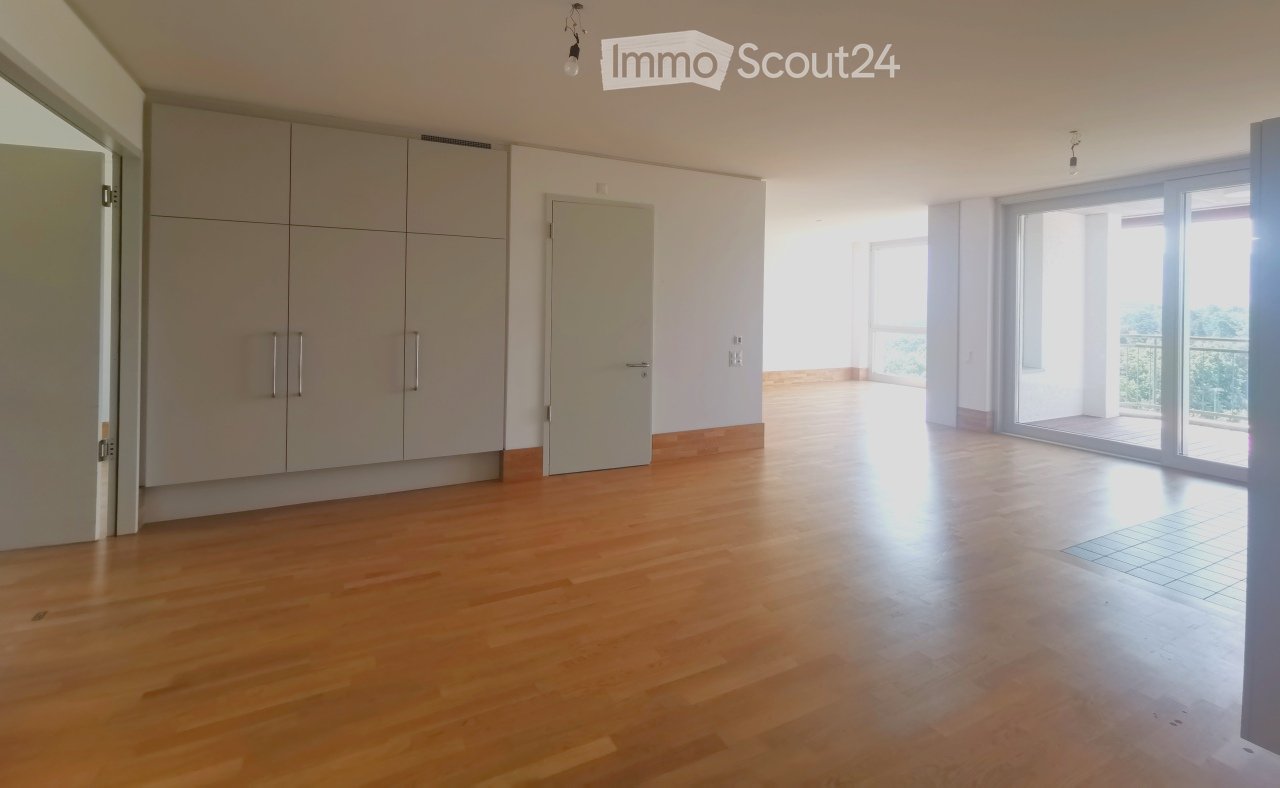 TRAUMAUSSICHT & BARRIEREFREI: Moderne 3.5-Zimmer-Neubauwohnung in Reinach BL - Bild 11