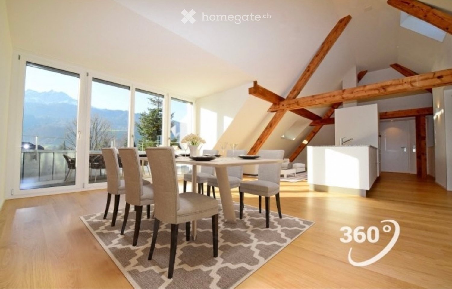 Wunderschöne Dachwohnung - Bild 1