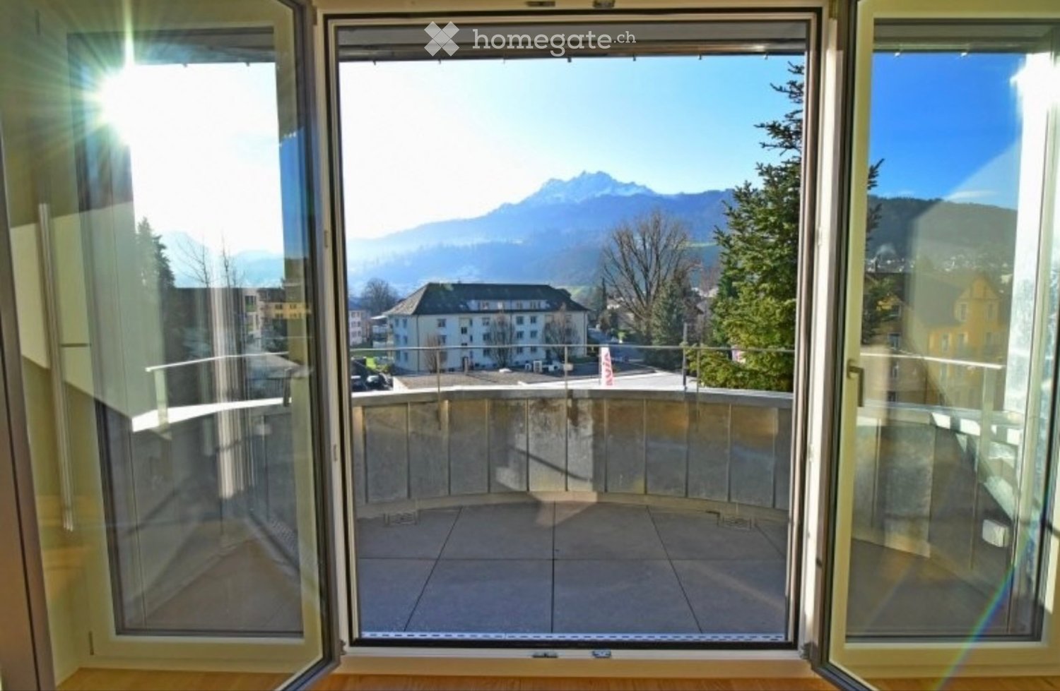 Wunderschöne Dachwohnung - Bild 3