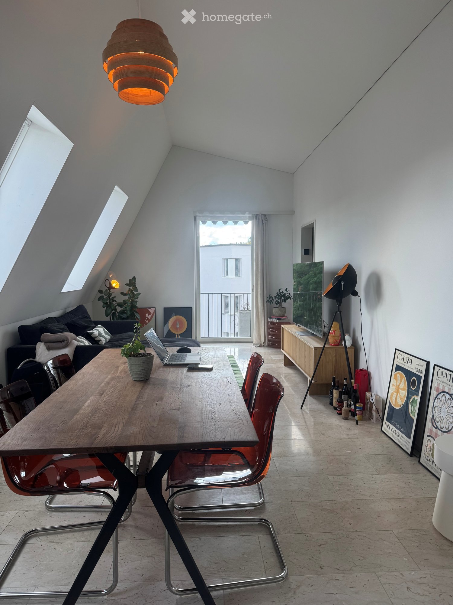 Charmante 2.5-Zimmer-Dachwohnung in Winterthur – Modern und hell - Bild 3