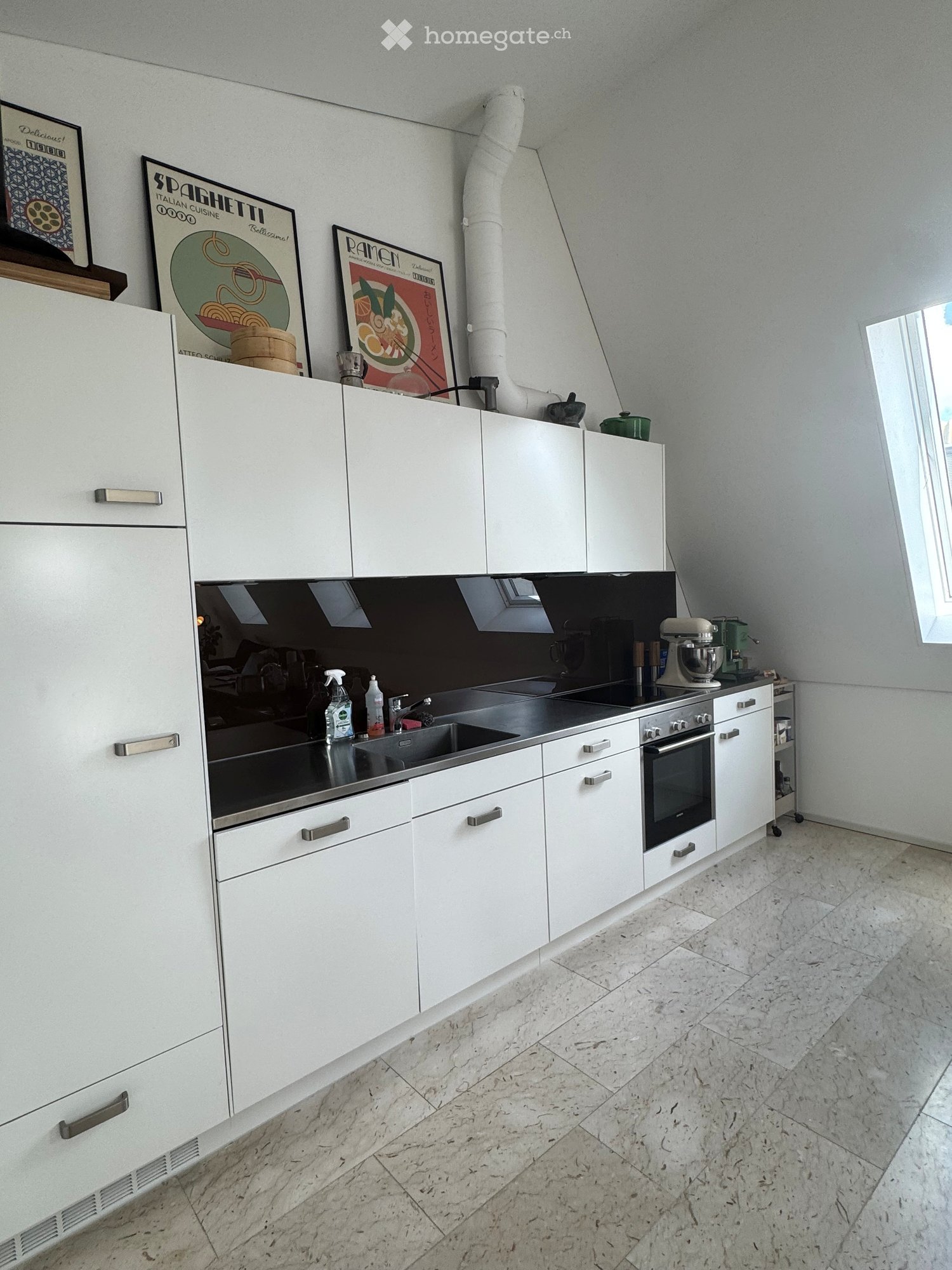 Charmante 2.5-Zimmer-Dachwohnung in Winterthur – Modern und hell - Bild 4