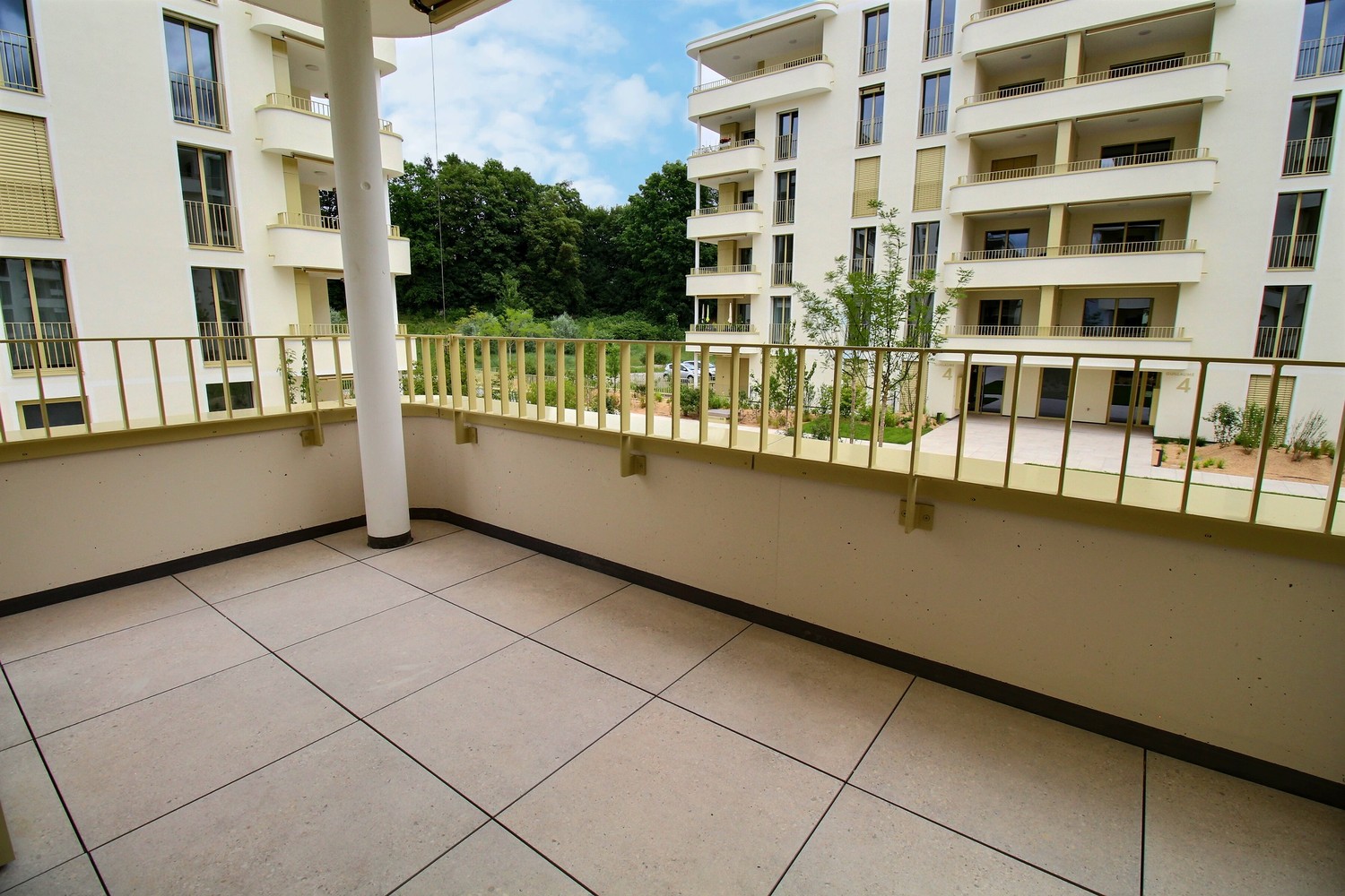 Appartement neuf de 3.5 pièces à louer à Marly - Balcon
