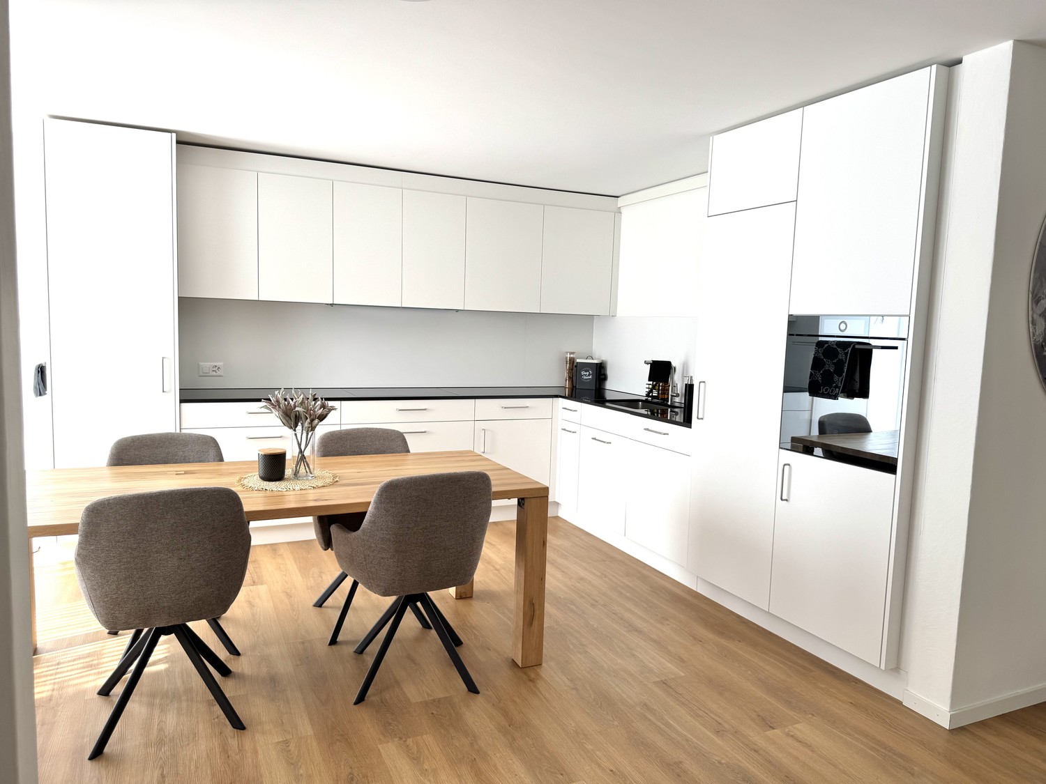 Schöne 4 1/2-Zimmerwohnung EG in Bubikon zu vermieten (Nachmieter) - Bild 4