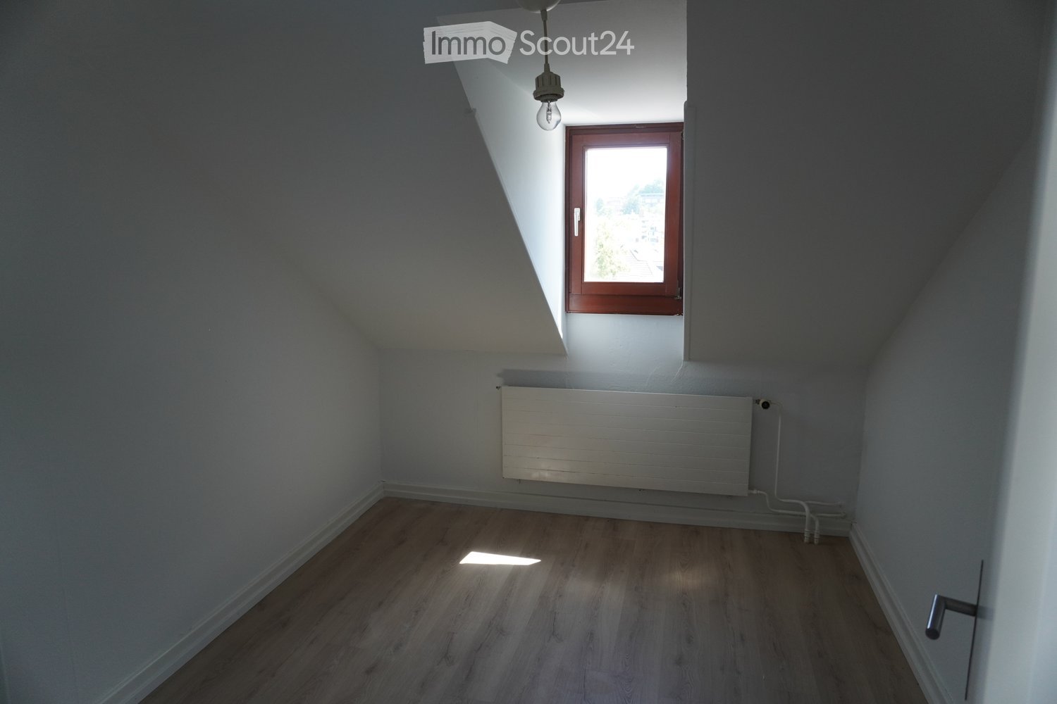 Dachwohnung in Binningen - Bild 5