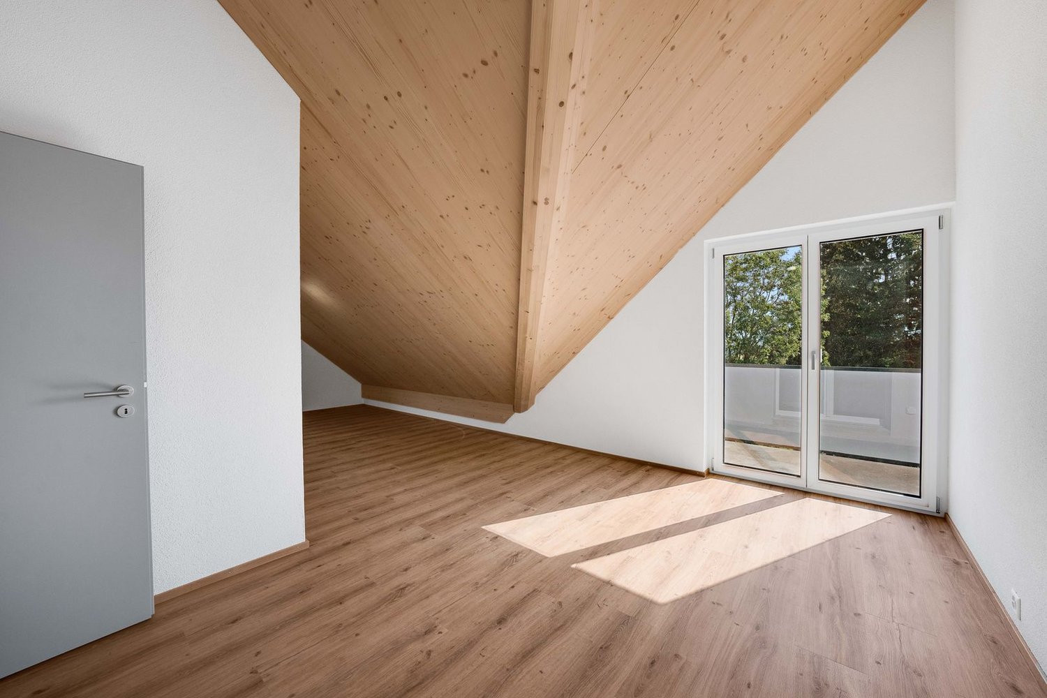 3.5-Zimmer-Dachwohnung - Bild 5