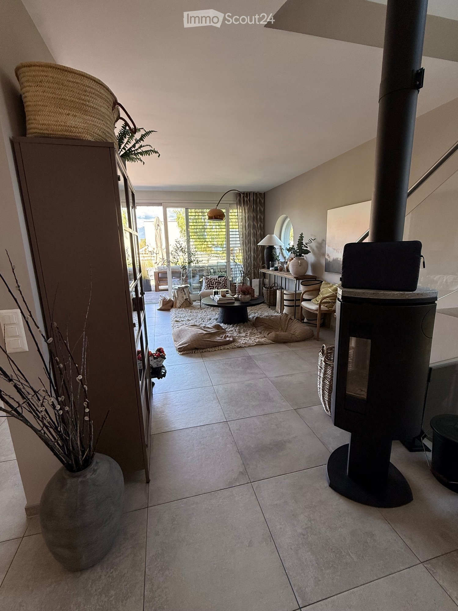 BELLE MAISON FAMILIALE DE 4 CHAMBRES AVEC VUE SUR LE LAC À ANIÈRES - Bild 7