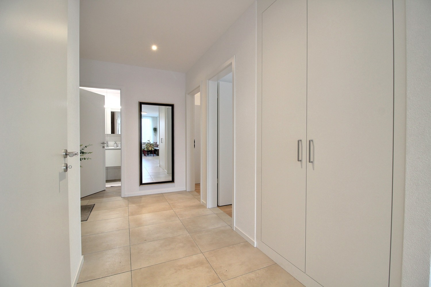 Splendide appartement de 4.5 pièces à louer à Marly ! - Couloir