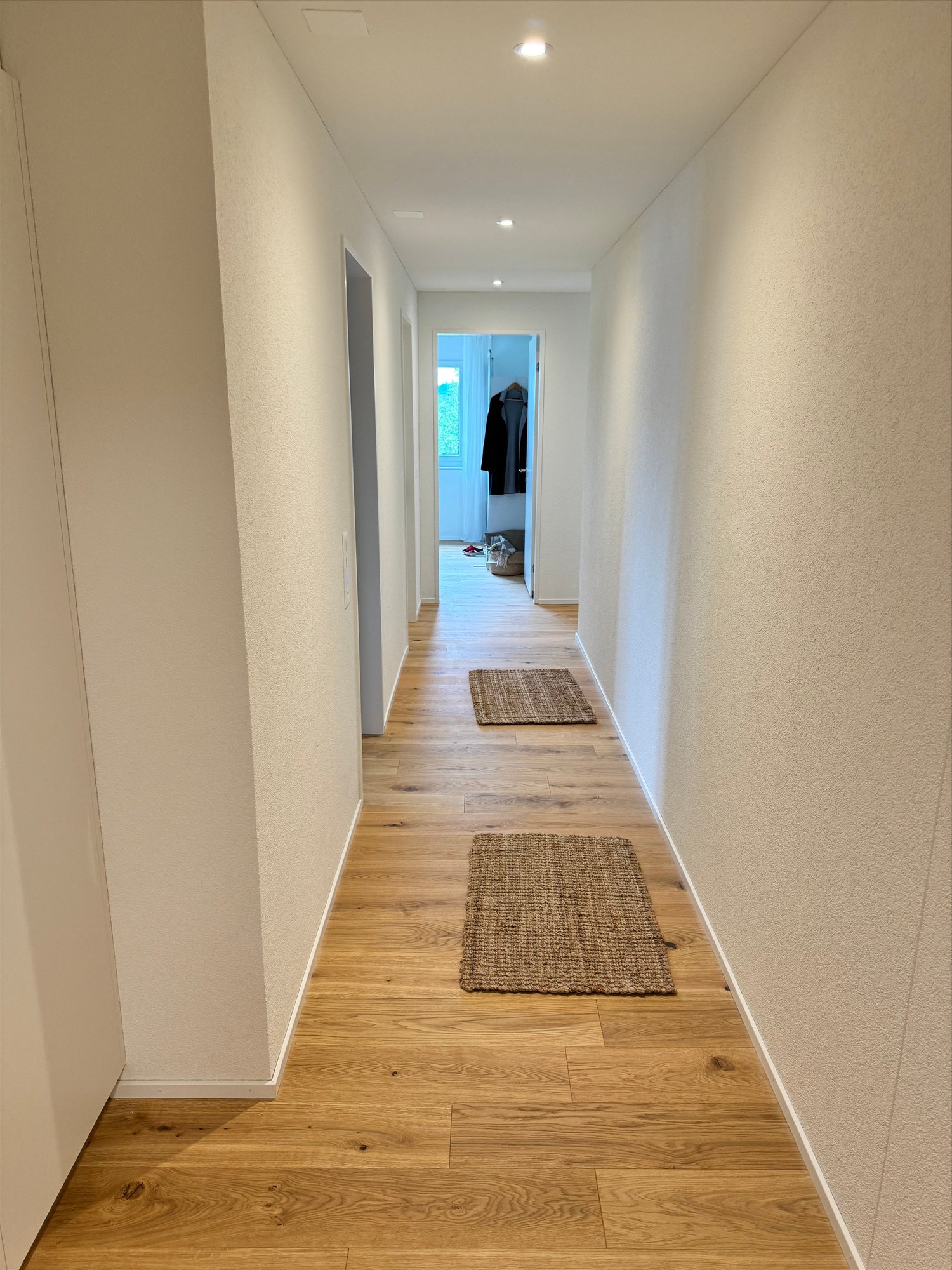Moderne Familie-Wohnung - Korridor