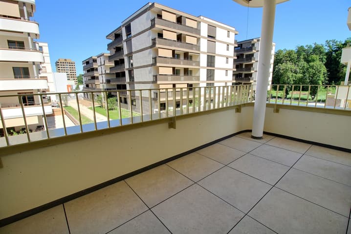 Superbe appartement neuf de 3.5 pièces à louer à Marly - Balcon