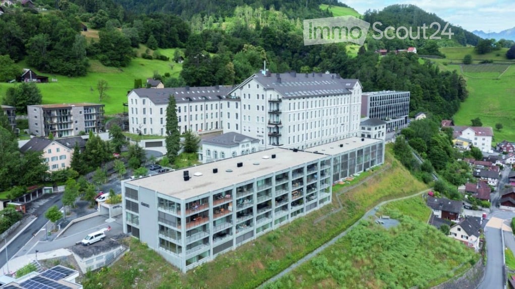 Moderne 2.5-Zimmer-Neubauwohnung mit Bergblick in Mels - Bild 1