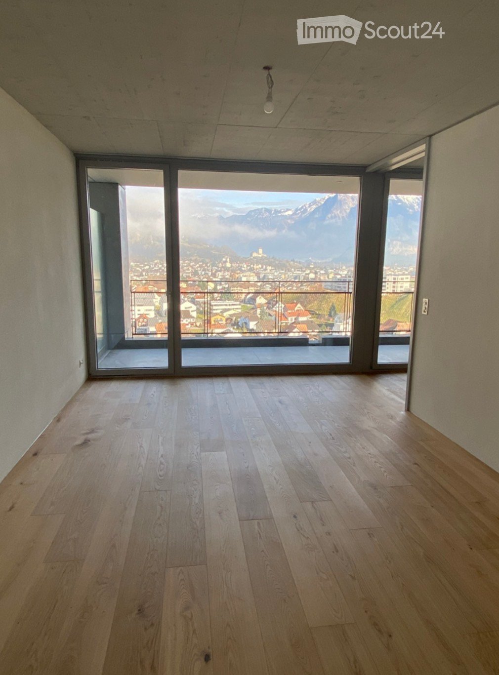 Moderne 2.5-Zimmer-Neubauwohnung mit Bergblick in Mels - Bild 6