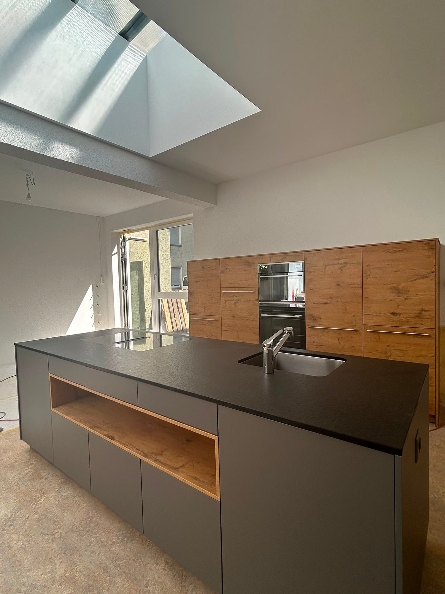 Helle 1,5-Zimmer-Loftwohnung mit grosszügiger Zusatzfläche – Erstbezug - Bild 1