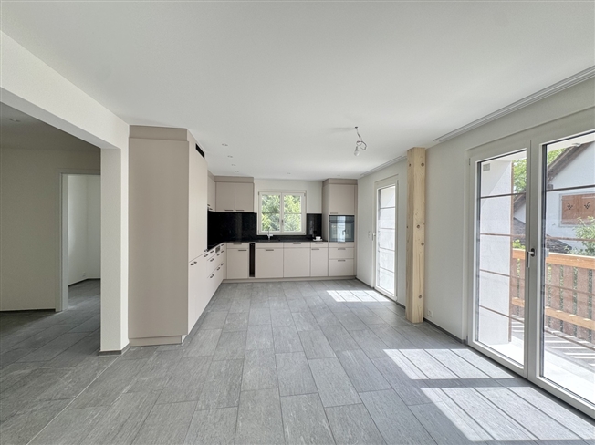 4.5 Zi. Maisonette Wohnung mit Balkon/Sitzplatz - Erstbezug - Bild 5