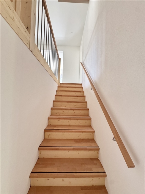 4.5 Zi. Maisonette Wohnung mit Balkon/Sitzplatz - Erstbezug - Bild 8