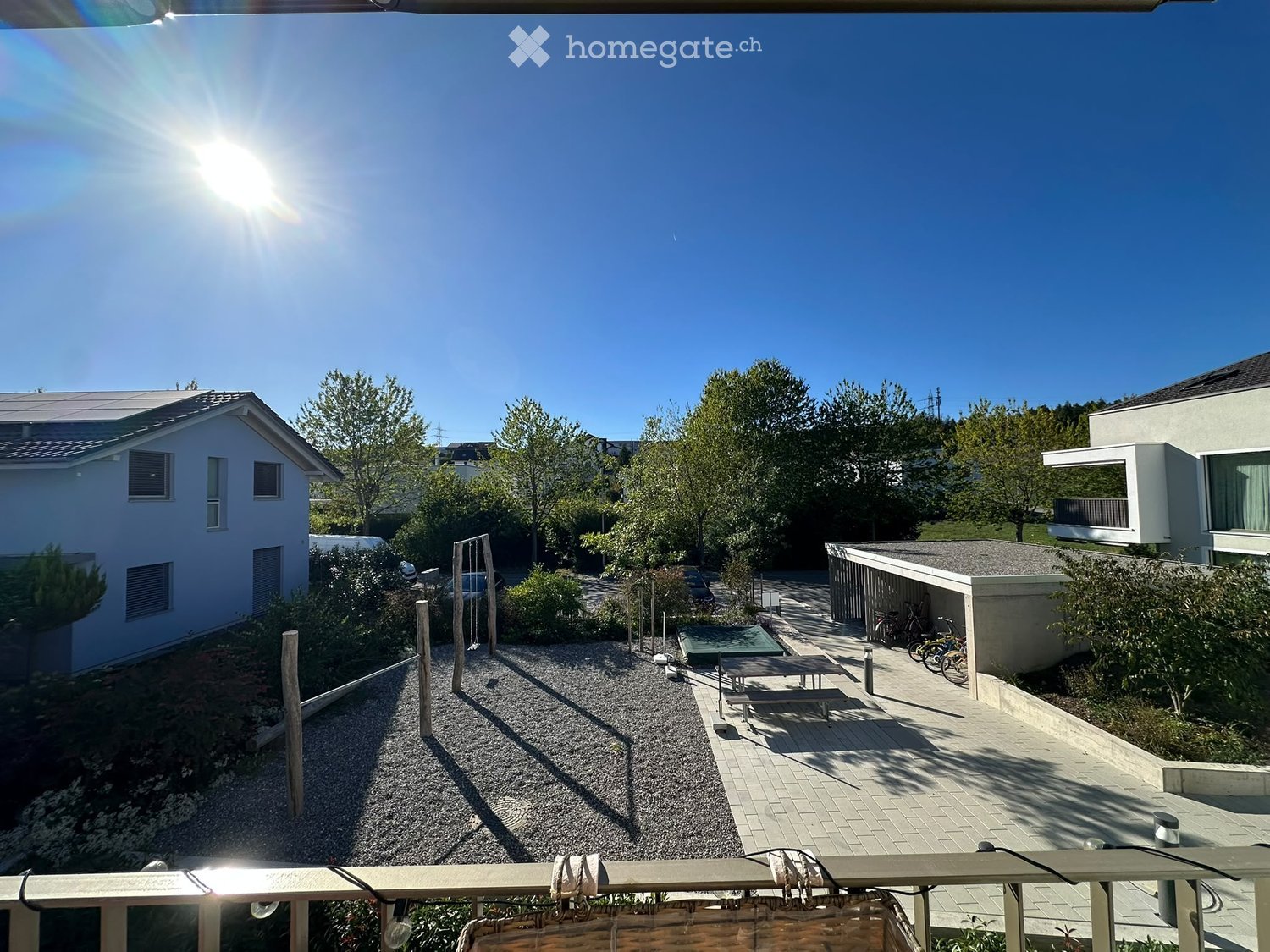 Moderne 2,5-Zimmer-Neubauwohnung mit Parkplatz und Lift - ruhig, hell und naturnah gelegen - Bild 11