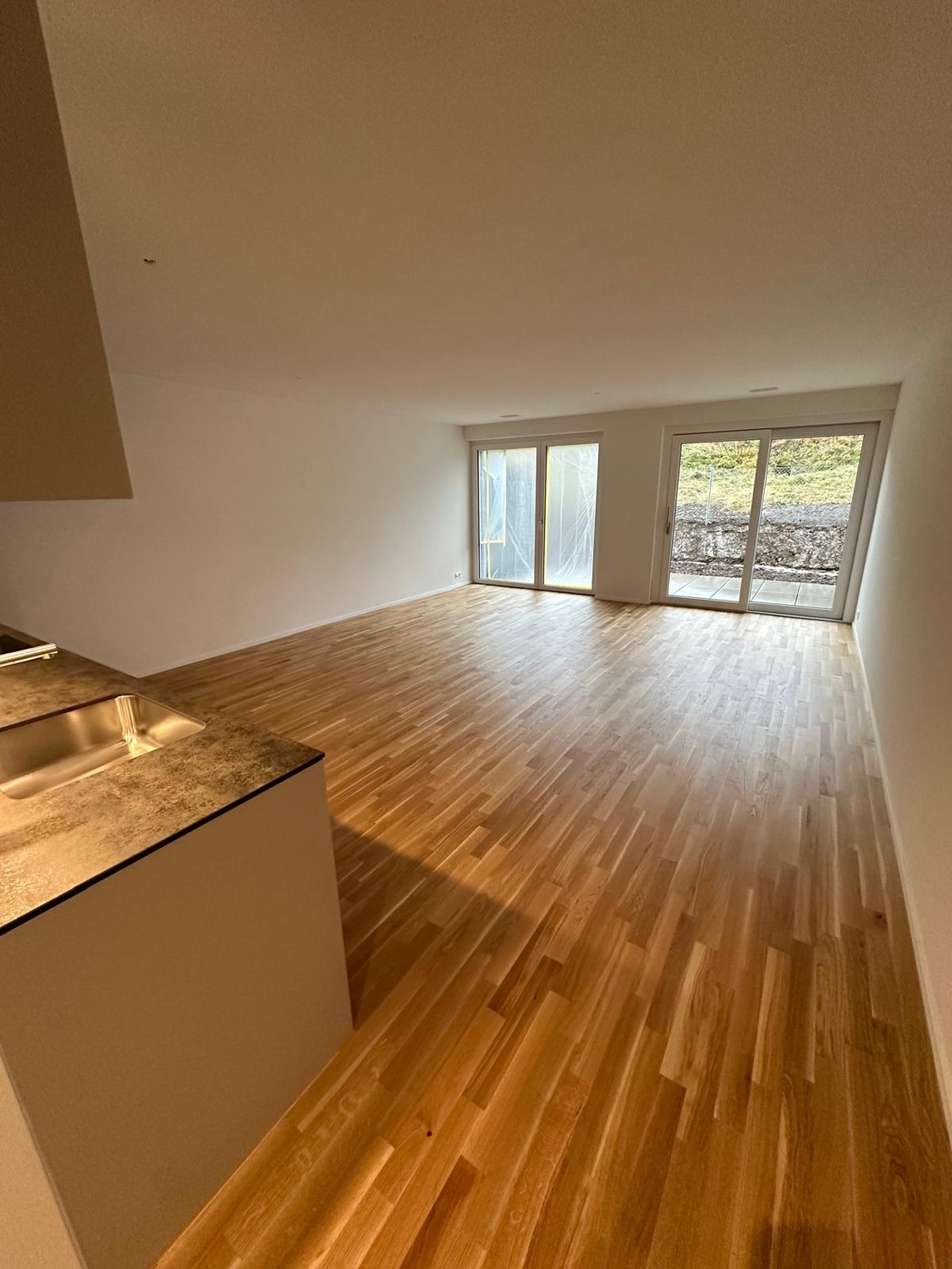 Exklusive 2.5-Zi.-Neubau-Maisonette mit 2 Terrassen & Garderobenzimmer in Zürich-Altstetten - Bild 1