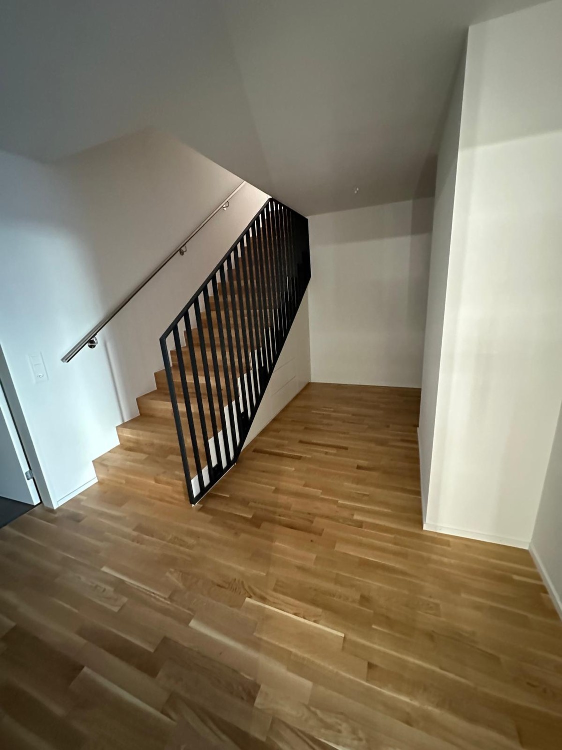 Exklusive 2.5-Zi.-Neubau-Maisonette mit 2 Terrassen & Garderobenzimmer in Zürich-Altstetten - Bild 10