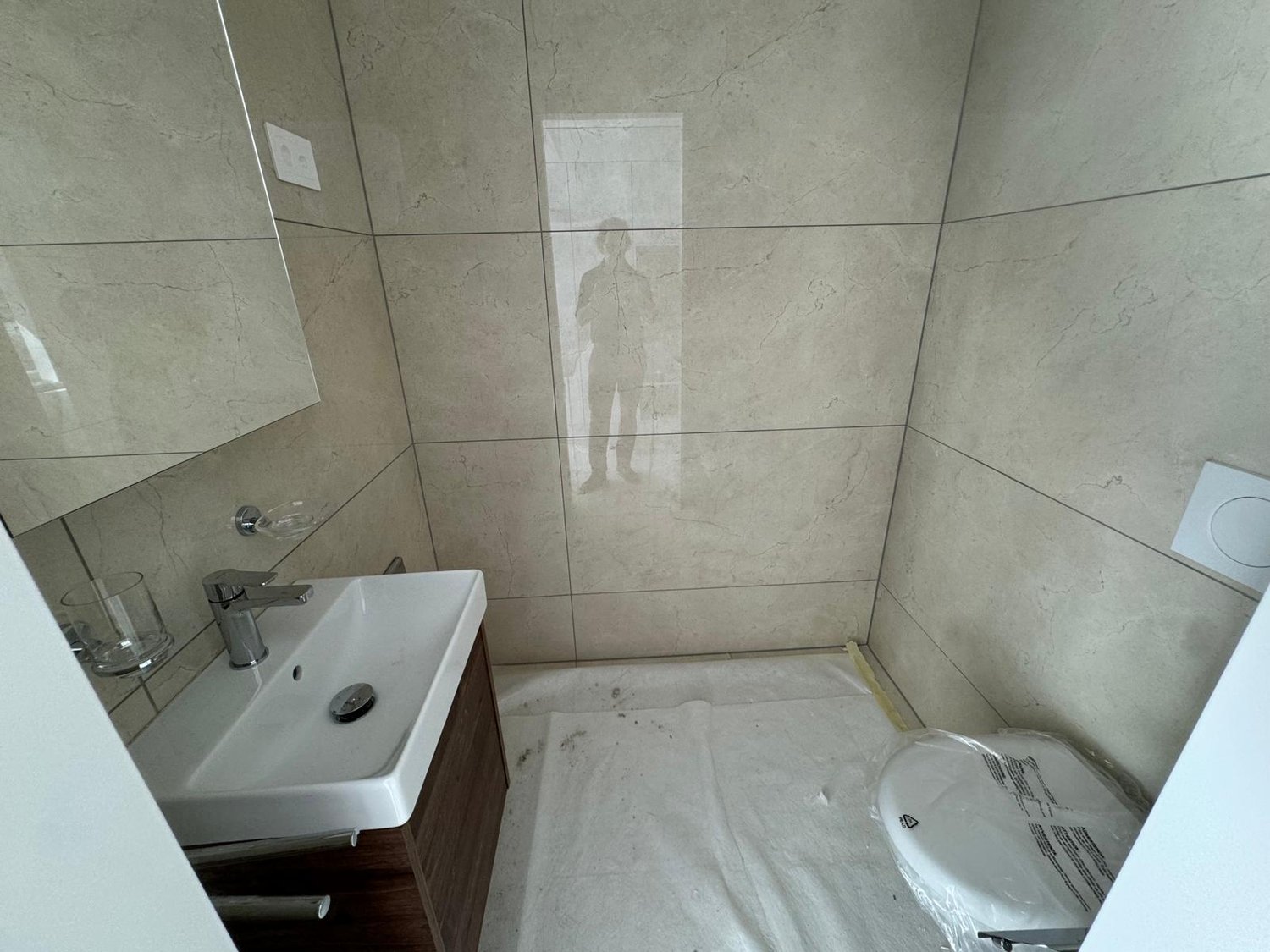 Luxuriöse Neubauwohnungen 3.5 bis 4.5 Zimmer mit Balkon oder Sitzplatz und Top-Ausstattung - Bild 4