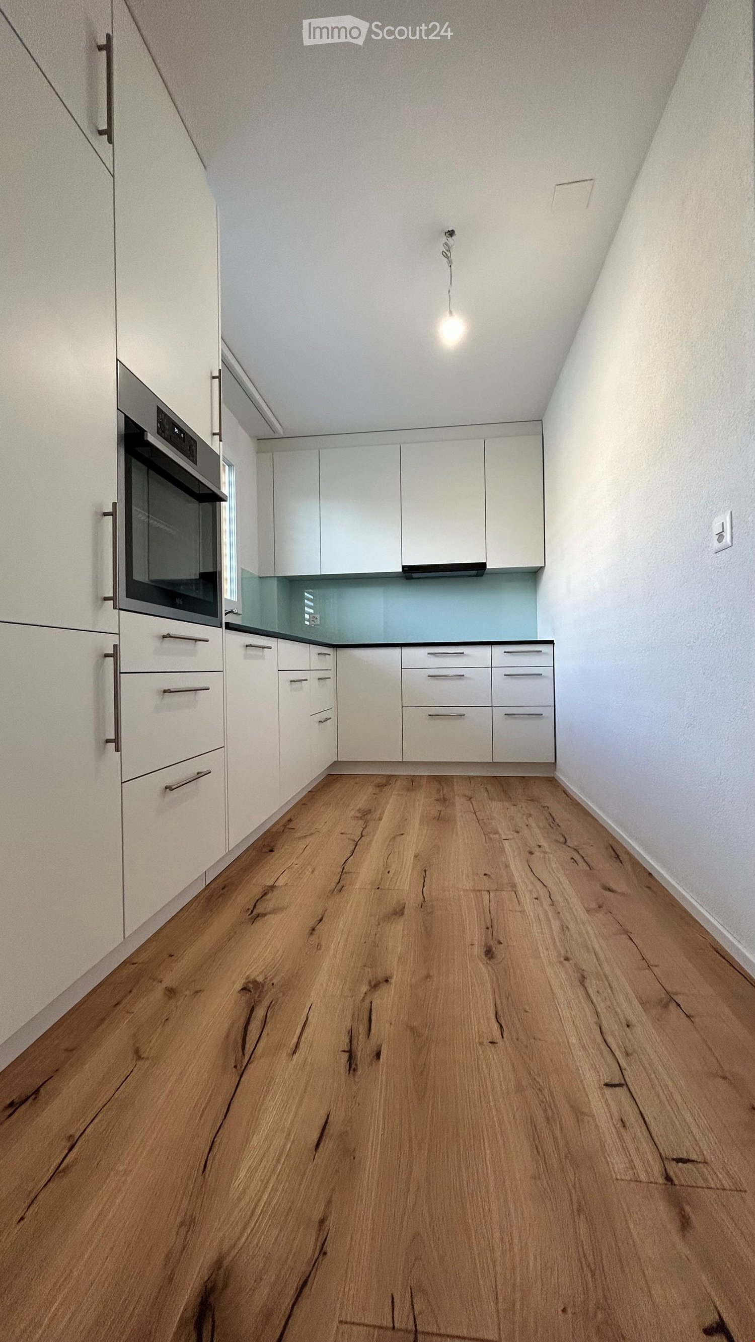 KERNSANIENIERTE UND HOCHWERTIGE 3½-ZI.-WOHNUNG - Bild 3