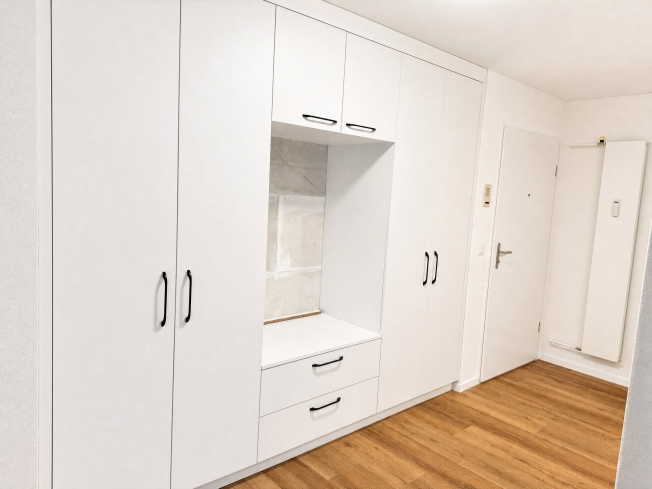 Sanierte 4.5-Zimmerwohnung mit Balkon - Erstbezug - Bild 7