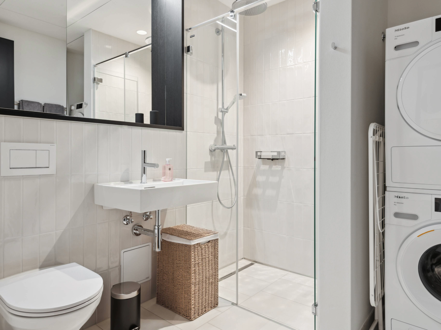Baden - Modernes Apartment im Akara Tower - Bild 3