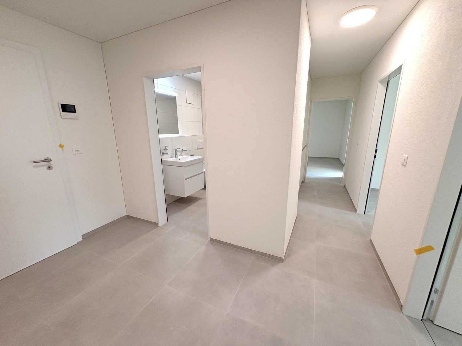Erstvermietung 2026  Moderne 3.5-Zimmerwohnung mit hochwertigem Ausbaustandard - Bild 3