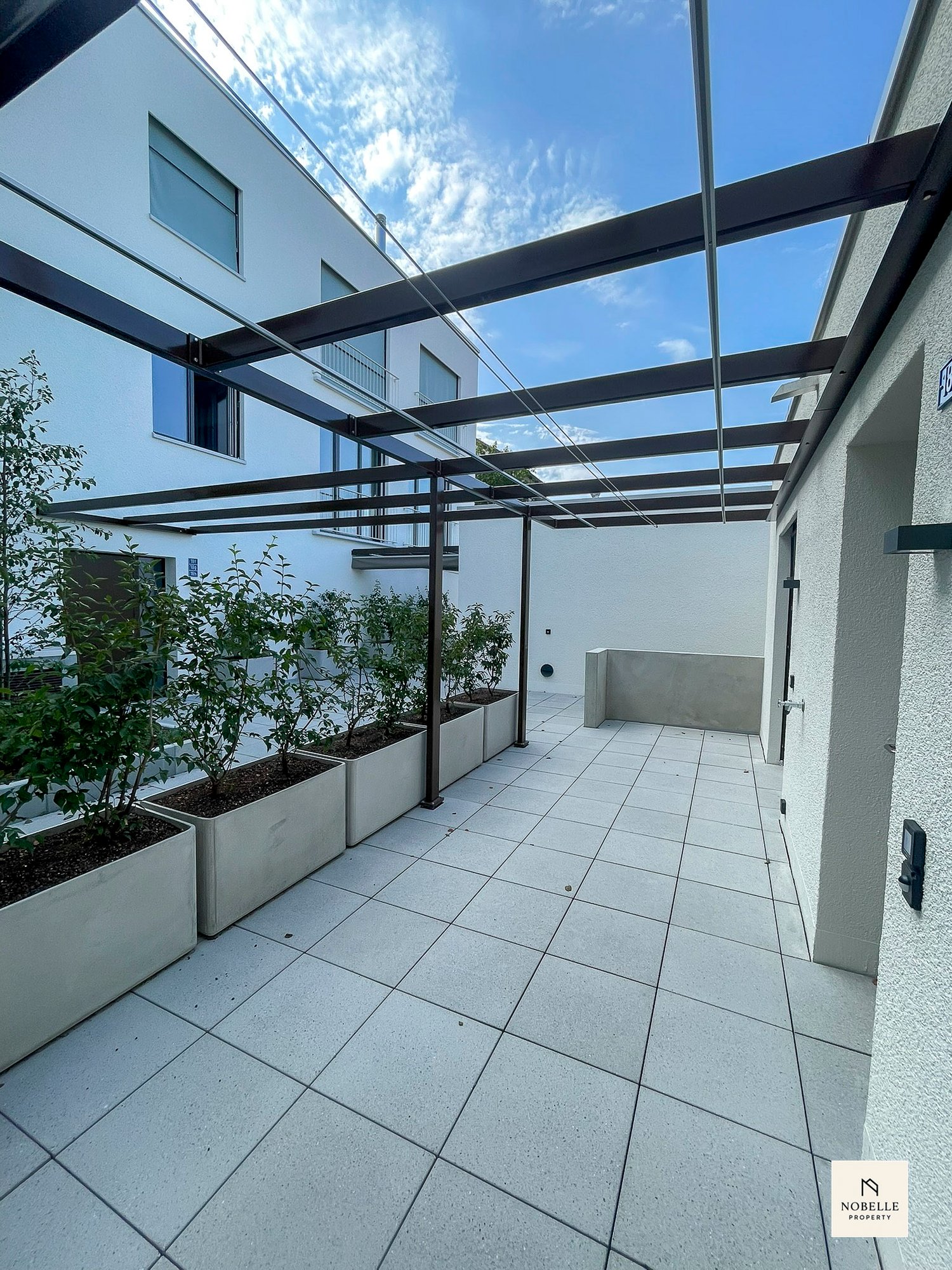 TOP: Wohnen mit Weitblick | Moderne 2.5 Zimmer Neubauwohnung mit Sitzplatz - Bild 5
