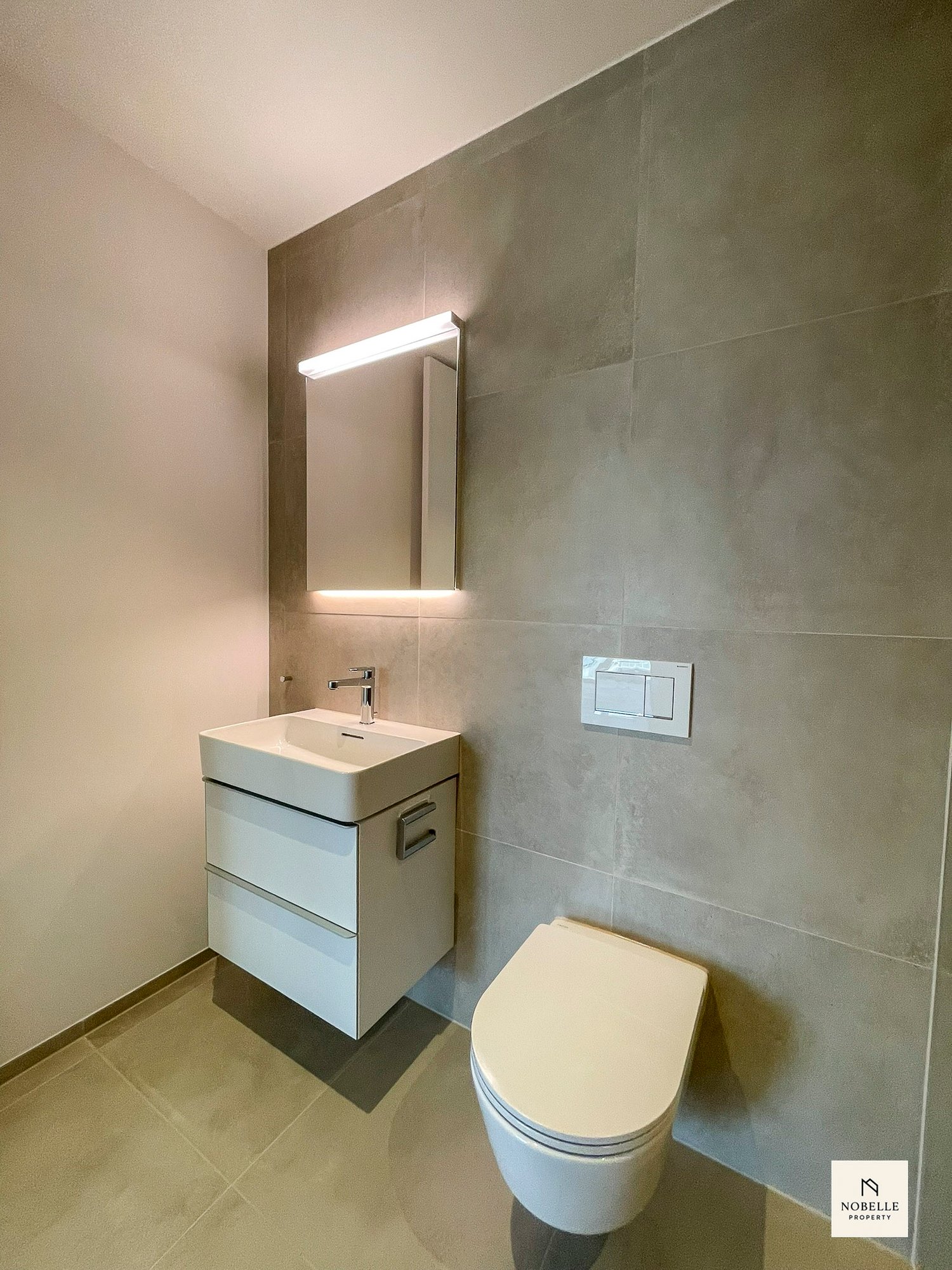TOP: Wohnen mit Weitblick | Moderne 2.5 Zimmer Neubauwohnung mit Sitzplatz - Bild 12