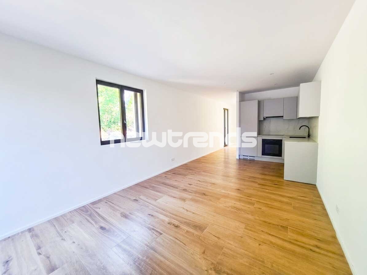 Pura-Caslano: affittasi nuovo 2.5 locali con giardino e patio - Bild 4