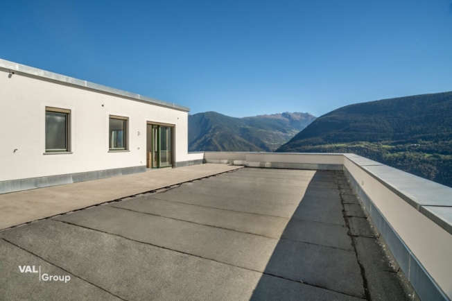 3.5-Zimmer-Attikawohnung - Modern wohnen über den Dächern von Ausserberg - Bild 1