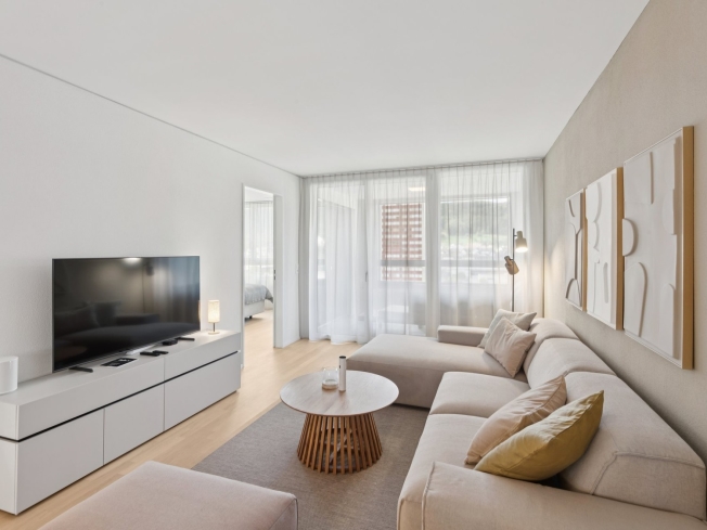 Möblierte Apartments mit Madrid Flair  direkt im grössten Shoppingcenter der Schweiz - Bild 2