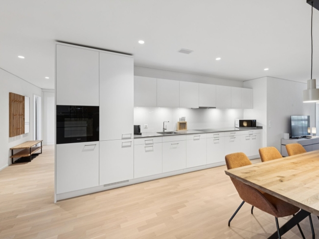 Möblierte Apartments mit Madrid Flair  direkt im grössten Shoppingcenter der Schweiz - Bild 4