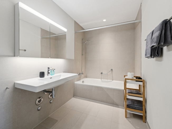 Möblierte Apartments mit Madrid Flair  direkt im grössten Shoppingcenter der Schweiz - Bild 13