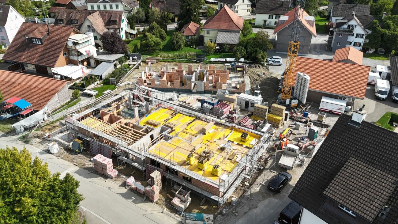 (A33) Grosszügige Dachwohnung mit Loggia - Bild 7