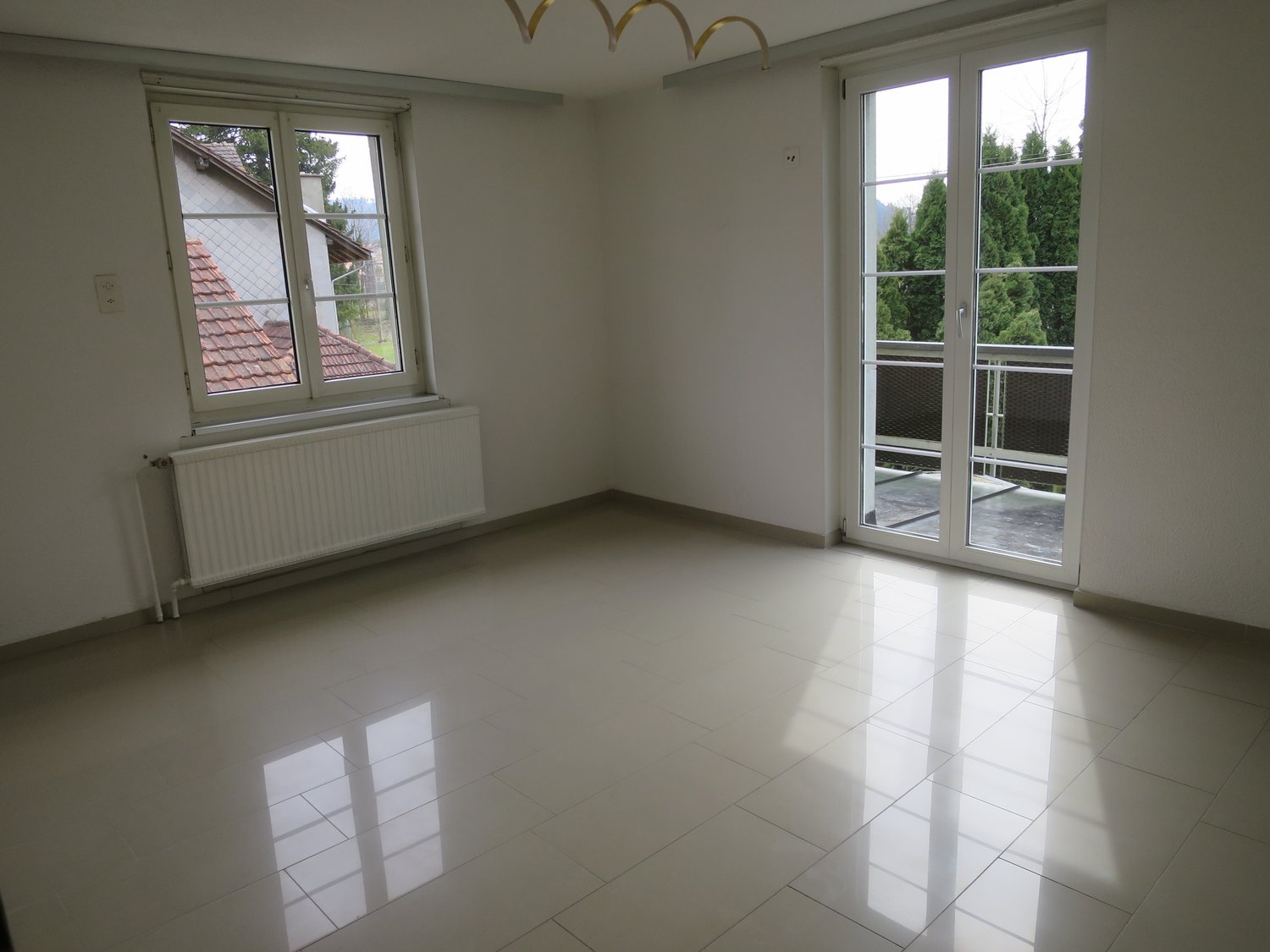 *** Zentral gelegene 4.5 Zimmerwohnung in Turbenthal zu vermieten *** - Bild 3