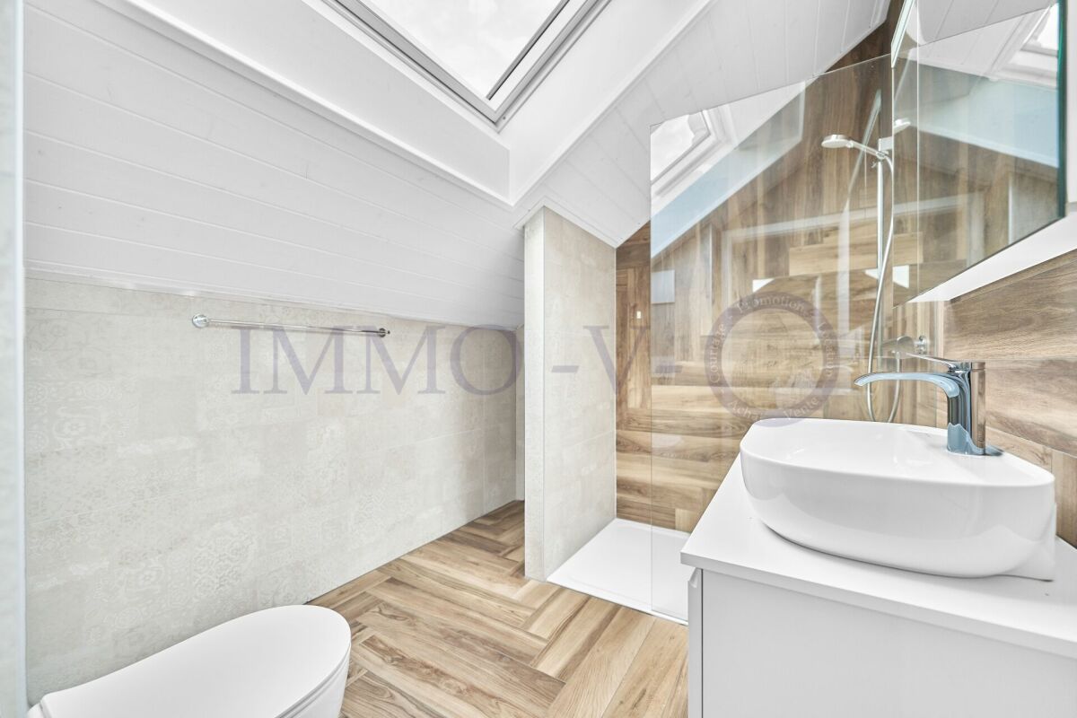 DUPLEX DE HAUT STANDING AVEC BALCON-TERRASSE - Bild 8
