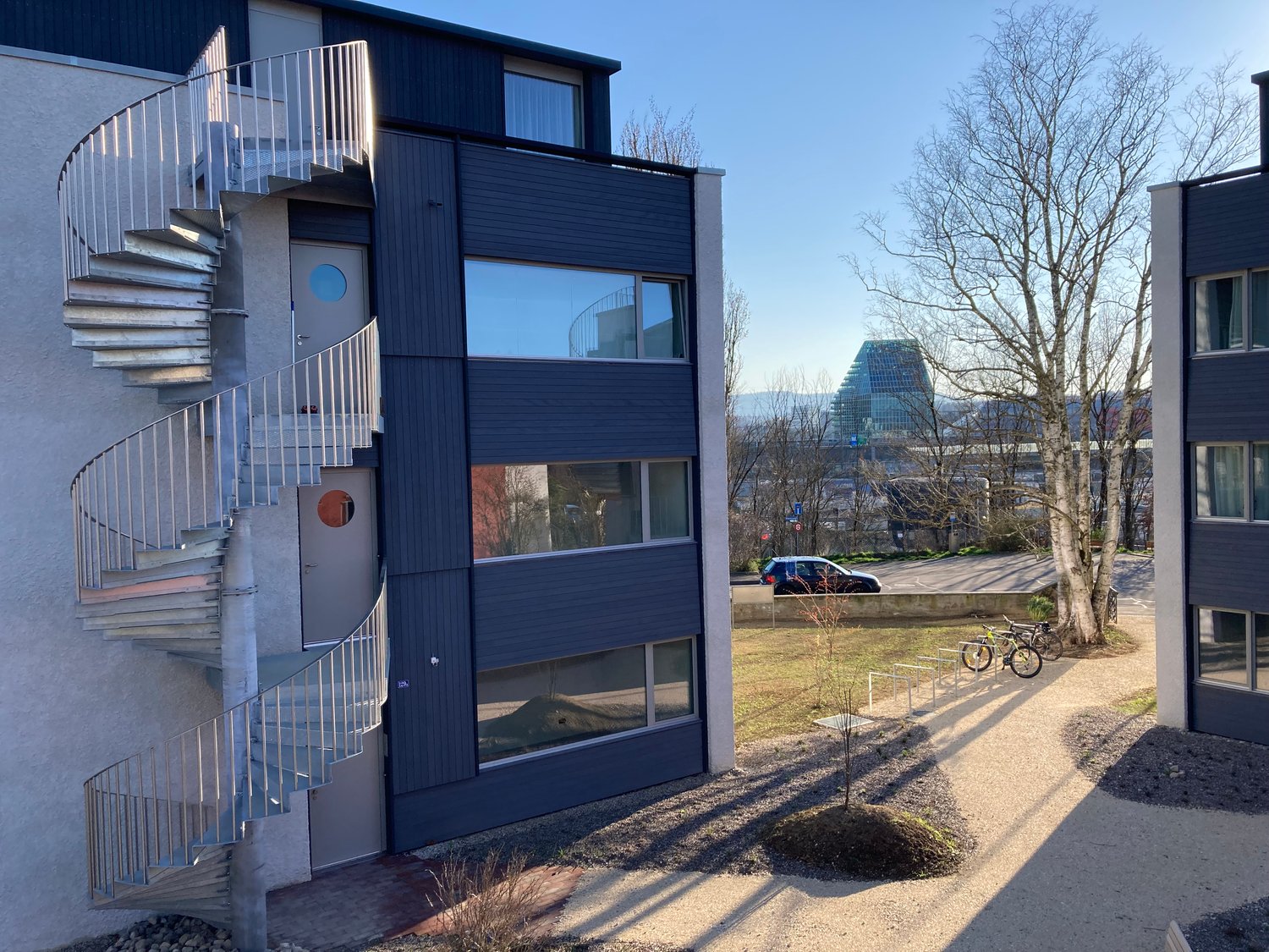 Gartenwohnung in Birsfelden - modern - neuwertig - Bild 2