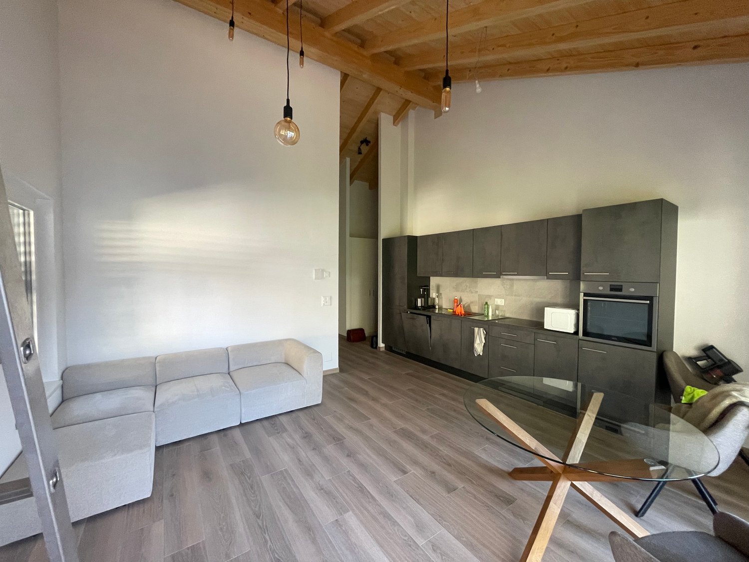 SUPERBE 3.5P NEUF AVEC BALCON ET PARC INTERIEUR COMPRIS- SITUATION IDÉALE À ARDON - Bild 7
