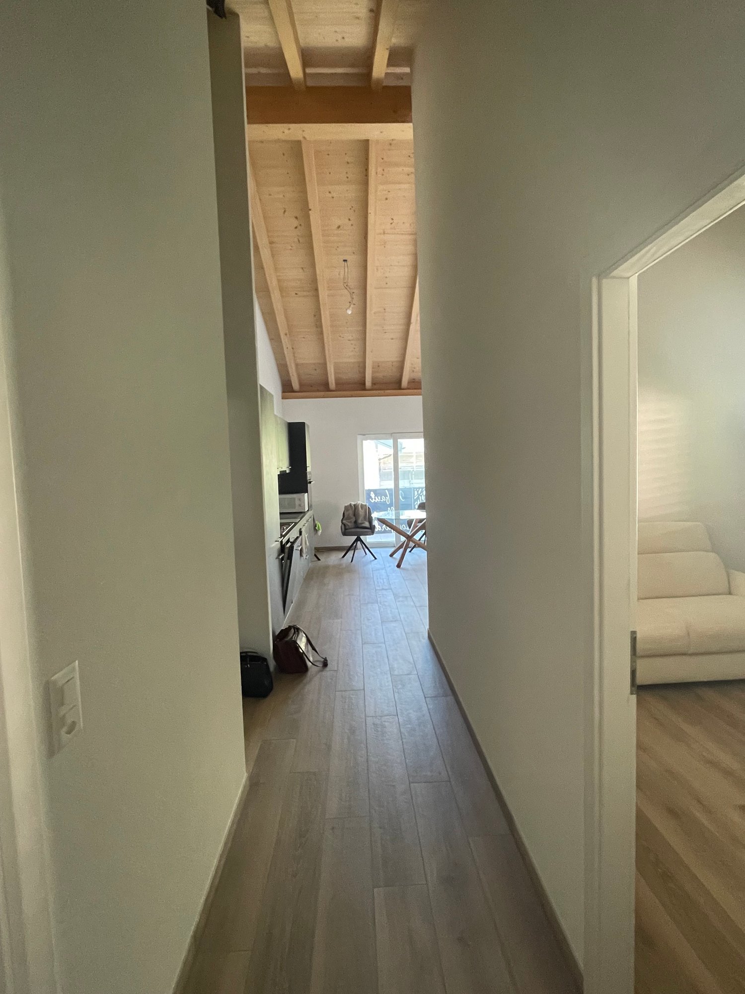 SUPERBE 3.5P NEUF AVEC BALCON ET PARC INTERIEUR COMPRIS- SITUATION IDÉALE À ARDON - Bild 9