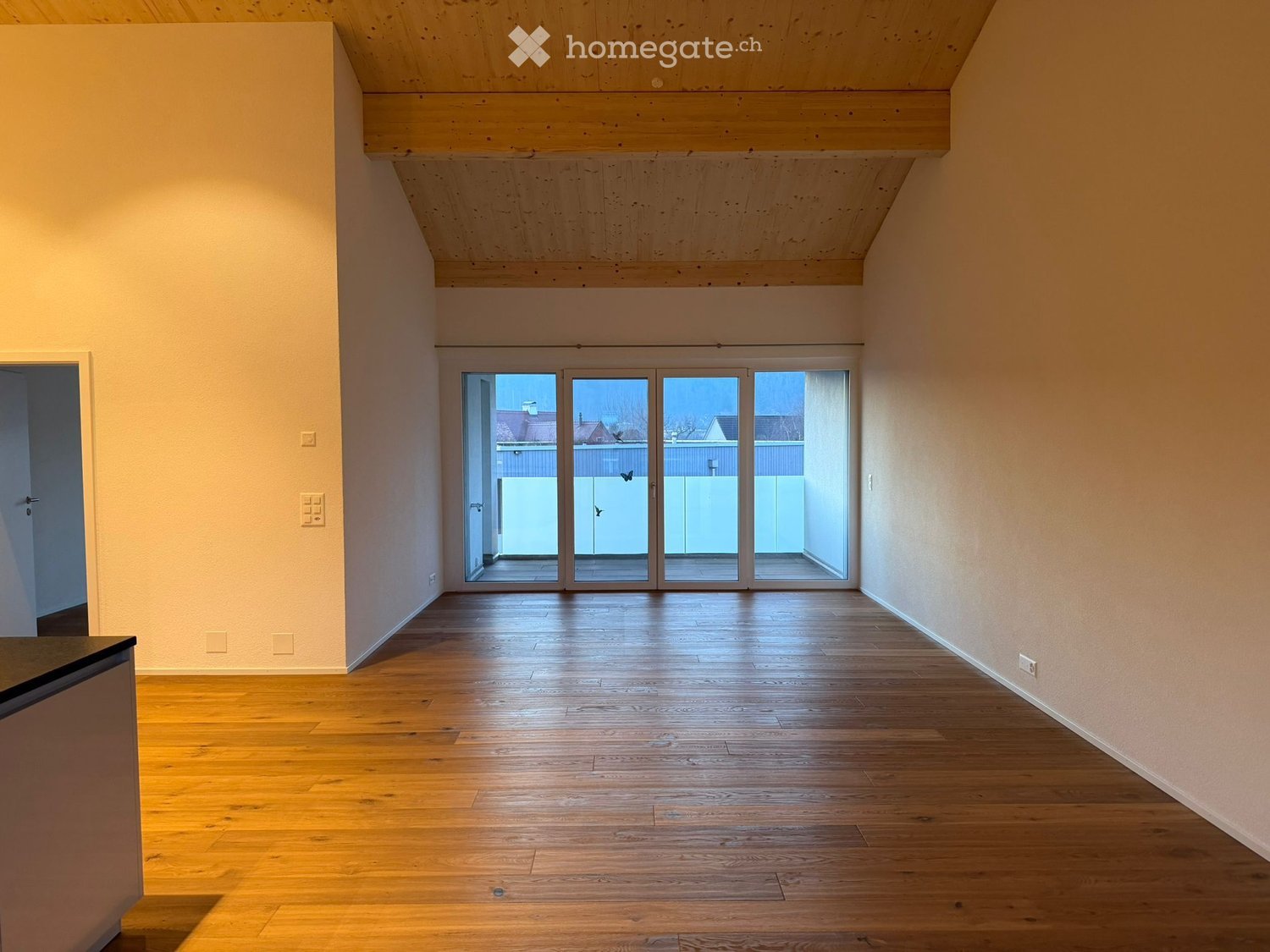 Ihr neues Zuhause: Grosszügig, modern und zentral in Zwingen - Bild 4