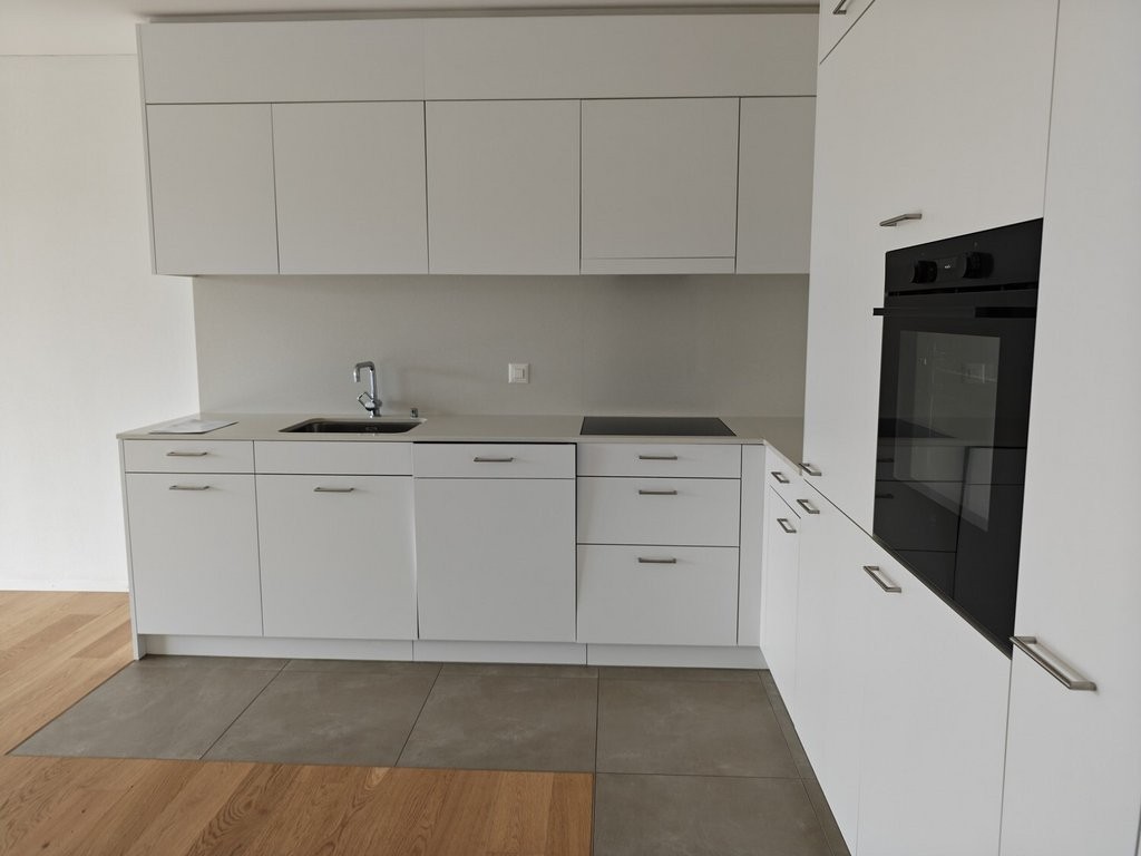 Moderne 3.5 Zimmer Attika-Wohnung - Küche