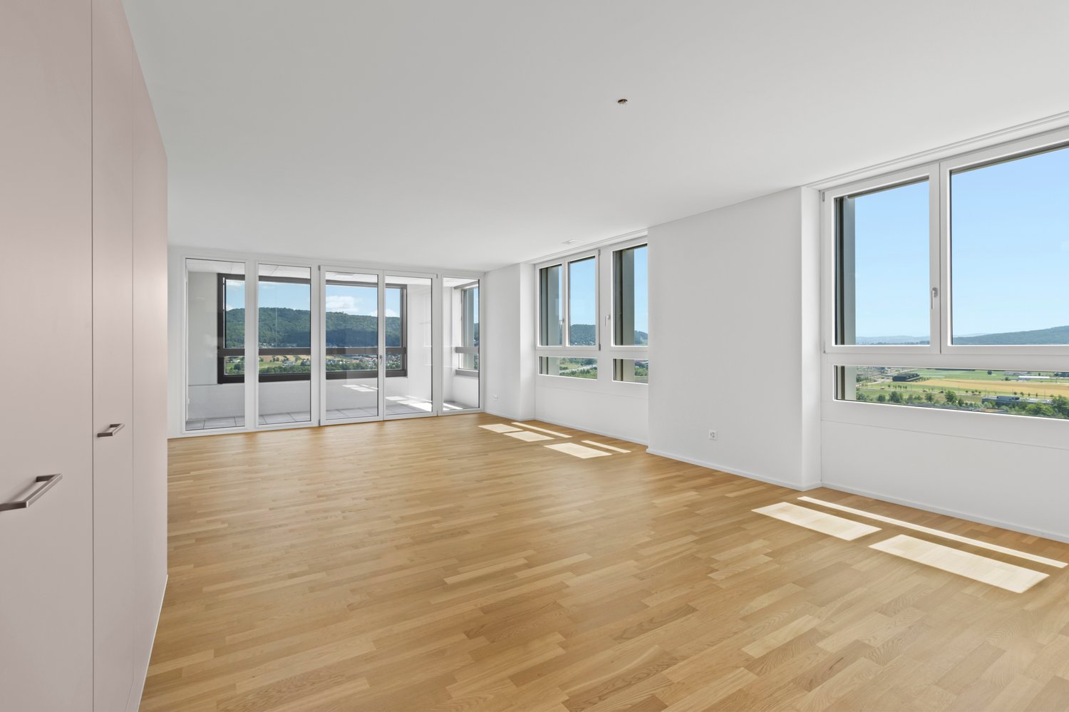 Moderner Neubau in Spreitenbach - Bild 4