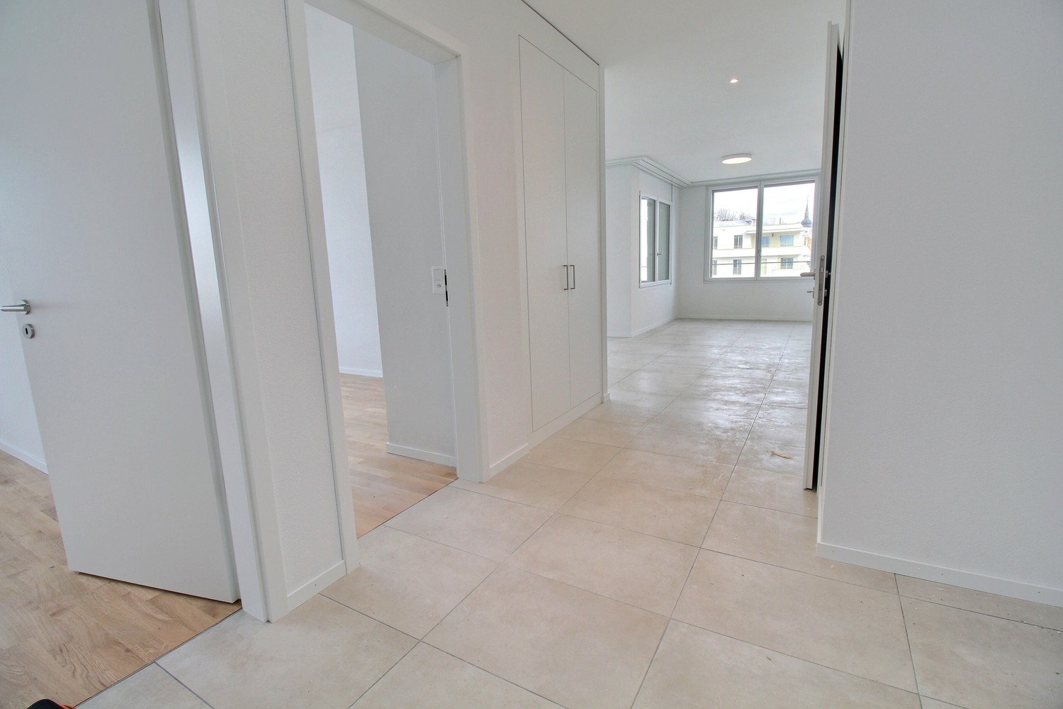 Appartement neuf de 4.5 pièces en attique ! - Hall d'entrée