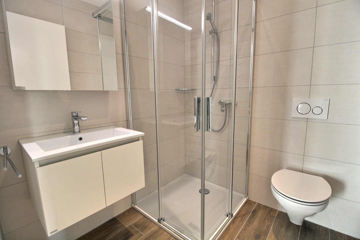 Superbe appartement neuf de 4.5 pièces - Salle de douche