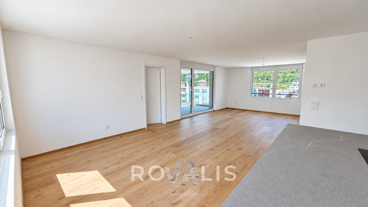 **Moderne 4.5-Zimmer-Wohnung an zentraler Lage in Brig-Glis** - Essbereich