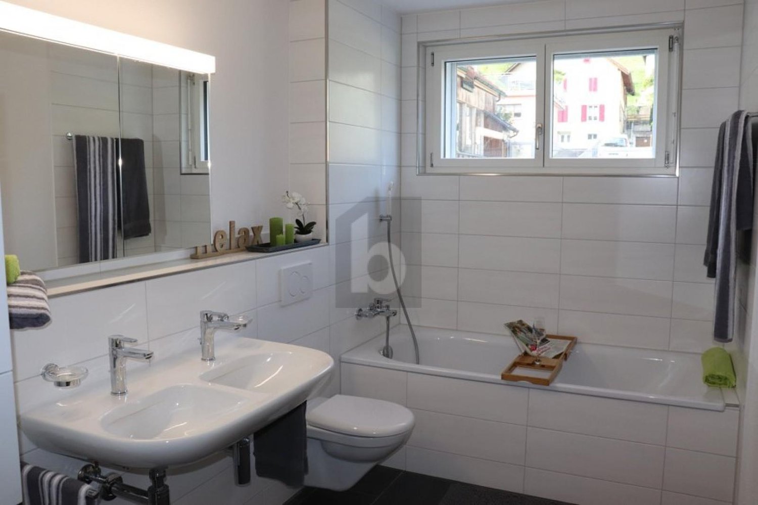 ERSTBEZUG, NATURNAH UND MODERN - Bild 5