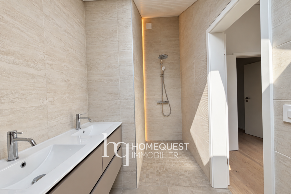 Magnifique appartement neuf, en attique avec vue lac - Bild 3