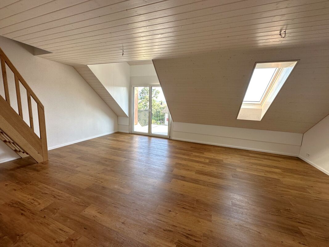 Schönes Wohnen an zentraler Lage - Wohnzimmer