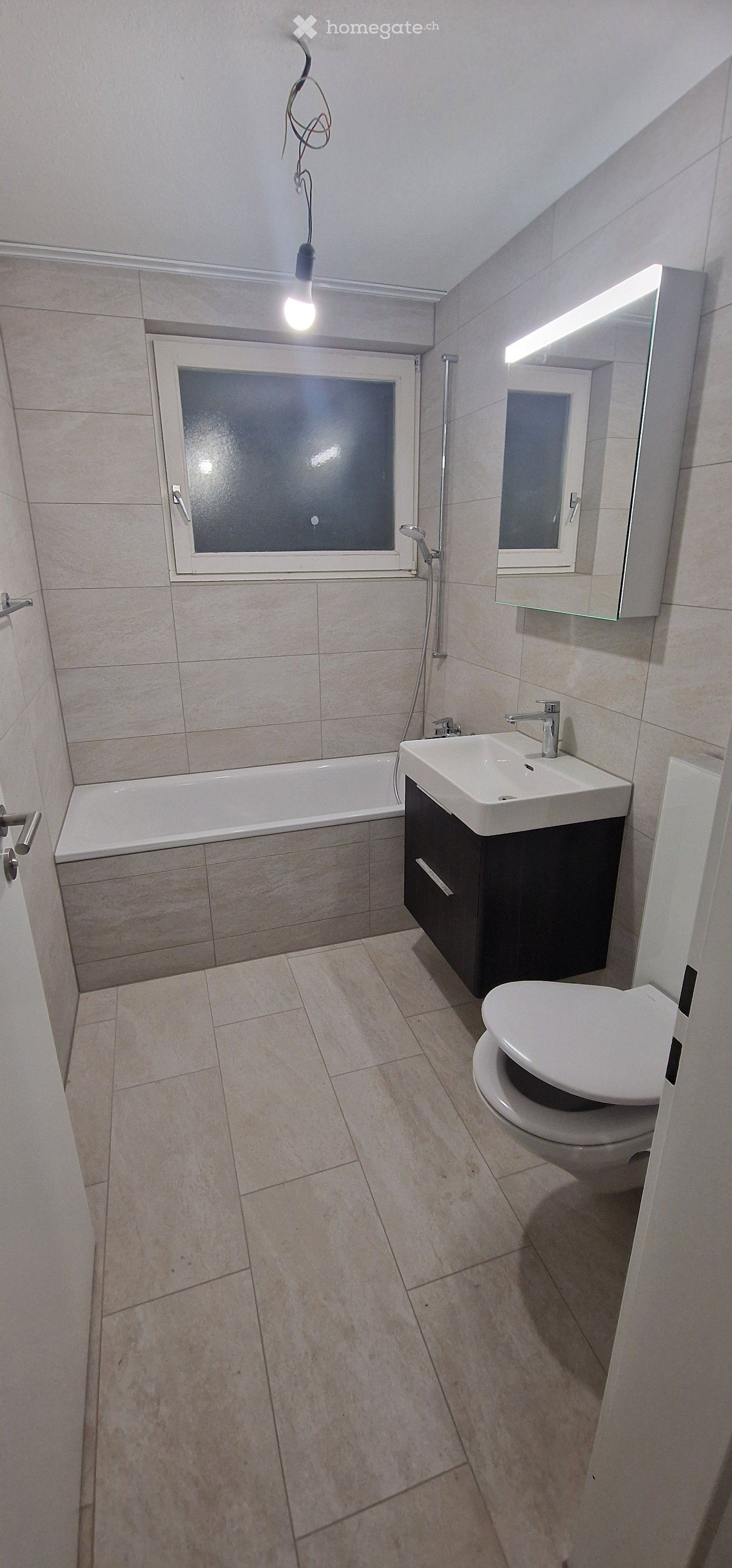 Erstbezug nach Renovation, moderne 3.5-Zimmer-Wohnung - Bild 3